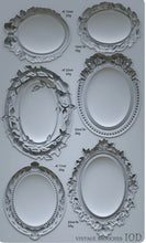 Load image into Gallery viewer, Vintage Brooches Mould
